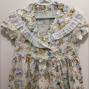 Vintage Charming Floral Dress with Ruffle Collar